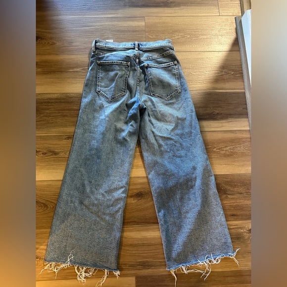Banana Republic high rise wide leg crop size 26. Raw hem - Picture 3 of 6